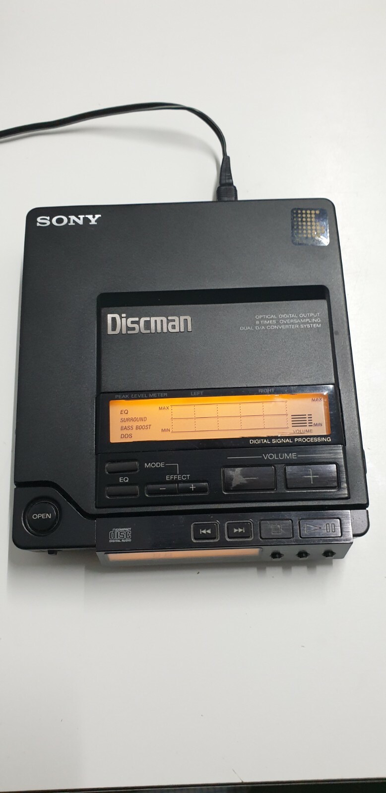 Discman SONY Vintage Z-D555 con soporte para coche