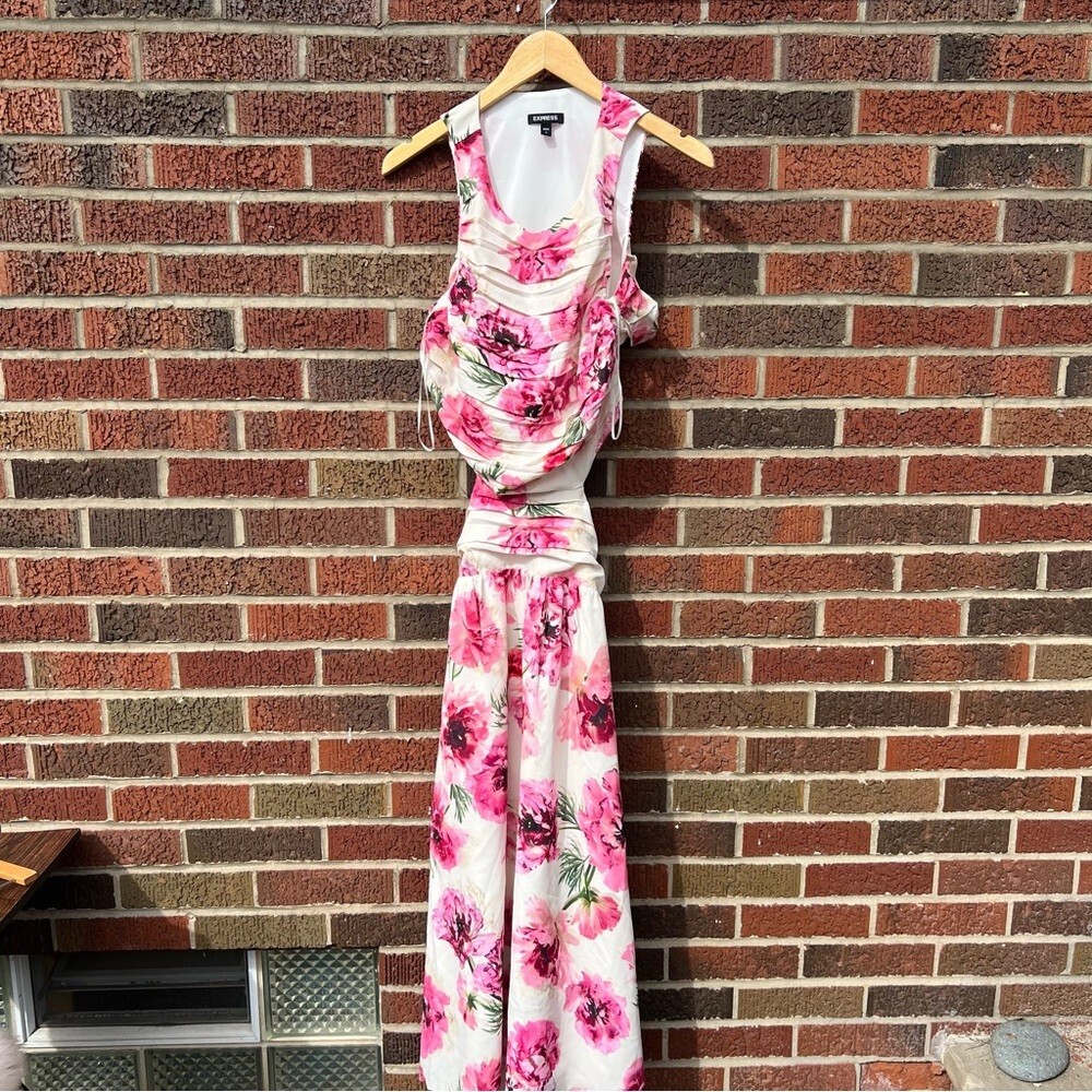 chinese dress ladies Just Feels Right Fuchsia Pink Floral Maxi Dress – Shop the Mint main image 0