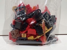 LEGO NINJAGO: Kai's Fire Mech (70500) - COMPLETE (Kai Torso Crack)