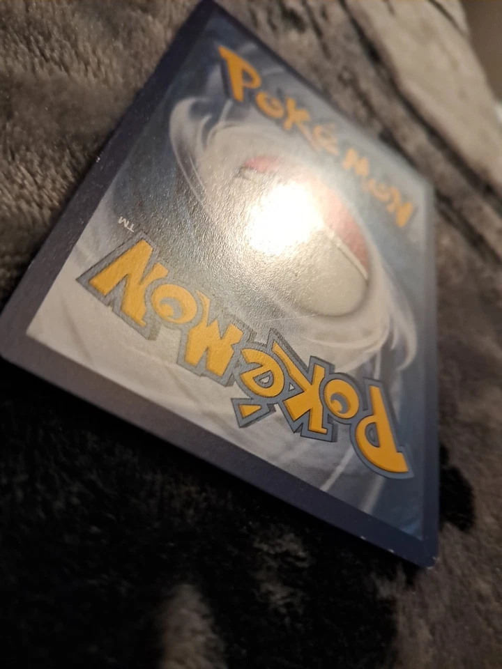 Pyroar 37/236 Sm-Cosmic Eclipse Reverse Holo - Image 4 of 4