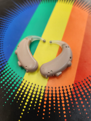 PAIR of Miracle Ear 855 P BTE with WARRANTY!