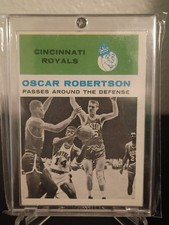 1961 FLEER #61 OSCAR ROBERTSON ROOKIE 