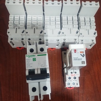 Schneider Electric  70-788EL11-1 Relay Socket 5 pcs. 1 PC 3 606481169808.