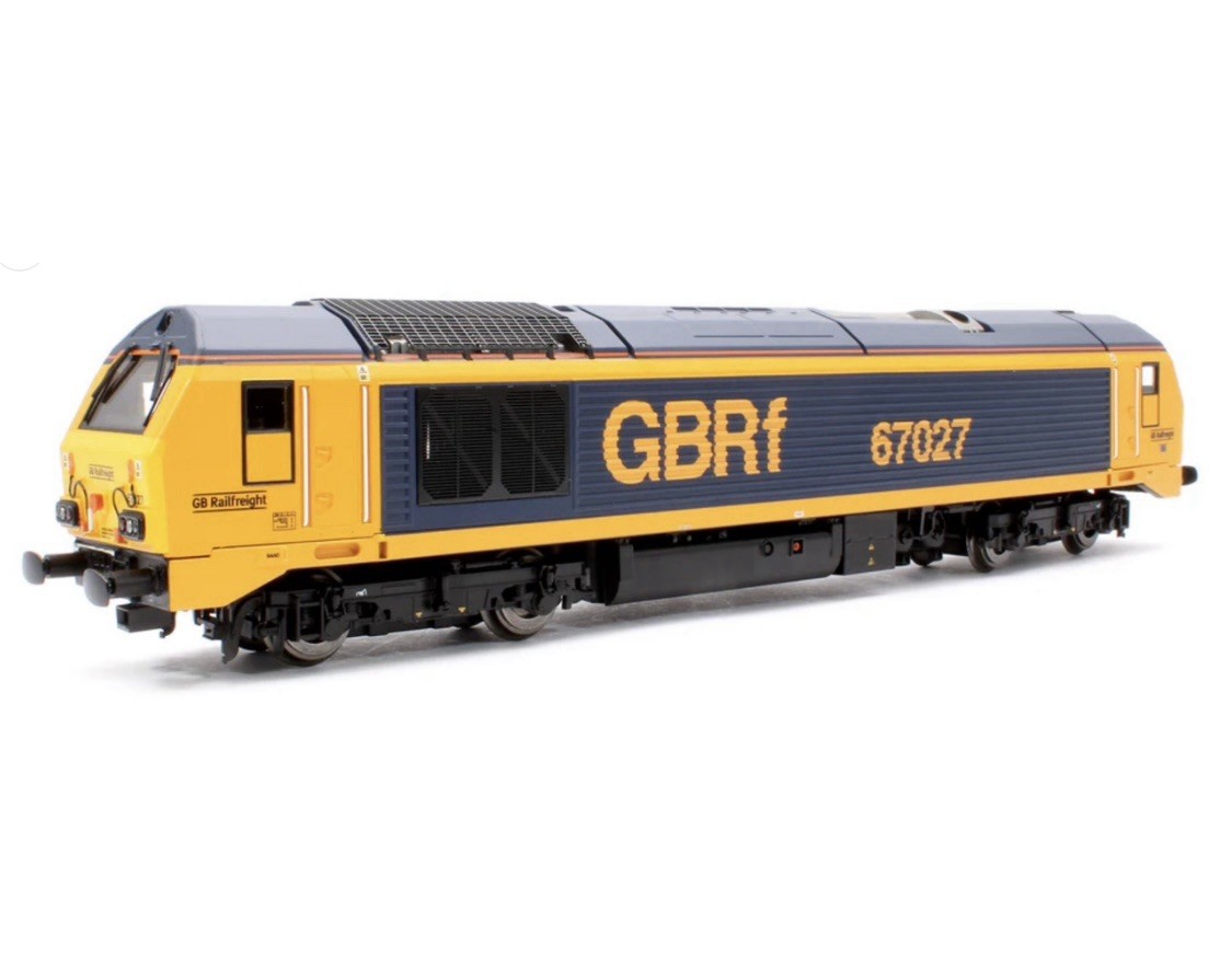 Hornby Diesel Train - R30372 GBRf, Class 67, Bo-Bo, 67027 - Era 11 00 Gauge Locomotives for Train Set, Engine Models for Adults - 1:76 Scale Model Gift - Image 4