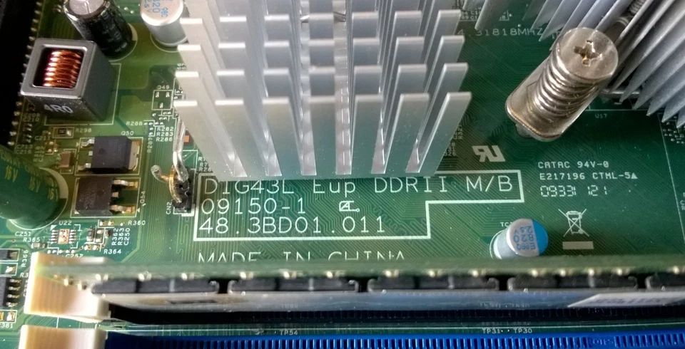 Carte mère ACER,  Format DTX, Pentium E5300 / 2.6 GHz, 5GO DDR2  - Photo 4/4