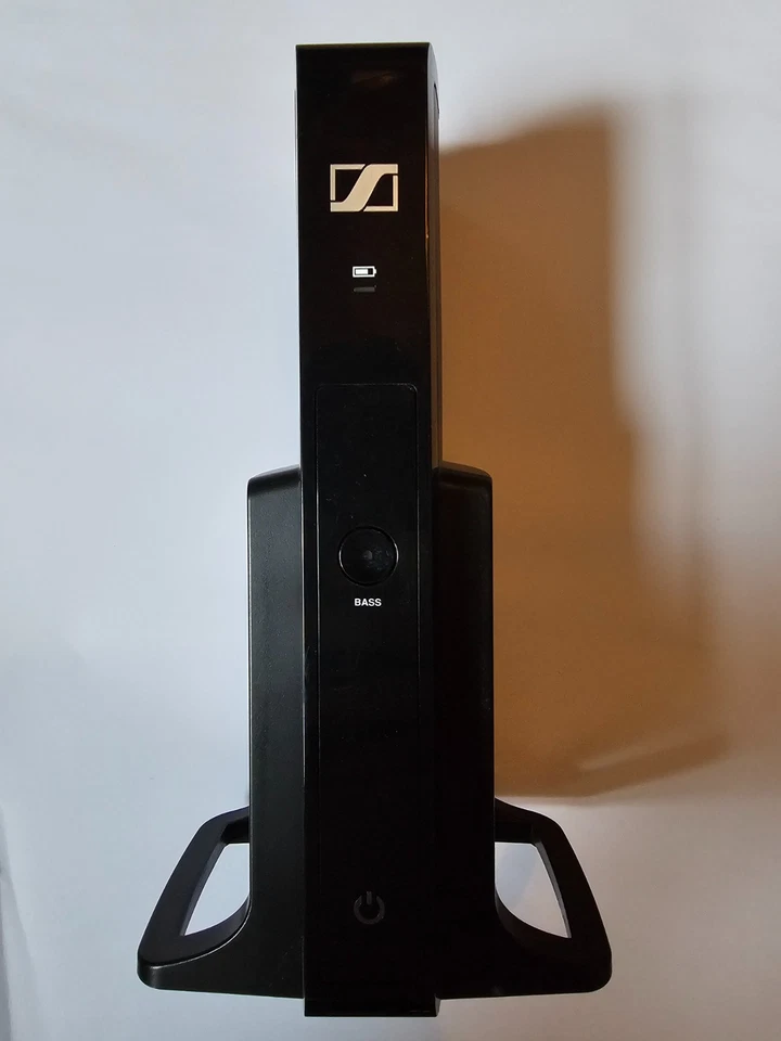 Sennheiser TR165 Wireless Headphones System with HDR 165 Headphones Tested, photo 1 of 5