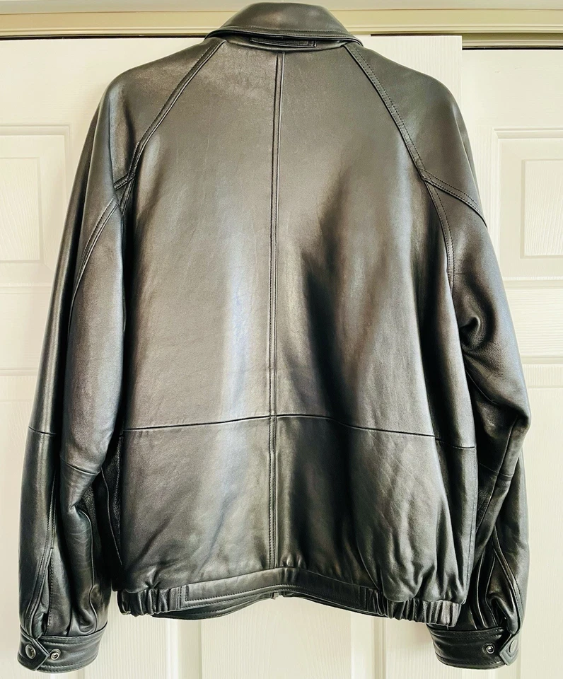 Chaqueta de cuero de piel de cordero negra Claiborne Outerwear para hombre talla mediana Foto 4 de 4