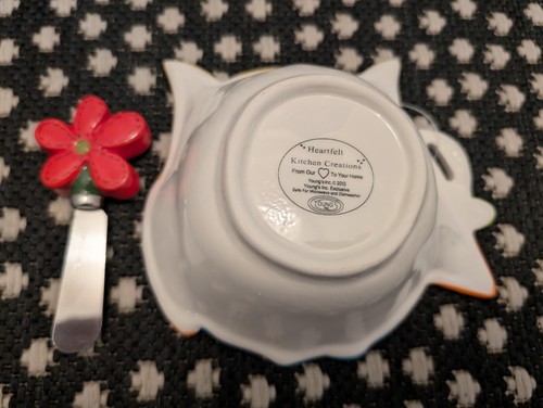 YOUNGS Yellow Ceramic Owl Appetizer Dip Bowl & Floral Spreader Heartfelt NEW - Picture 5 of 9
