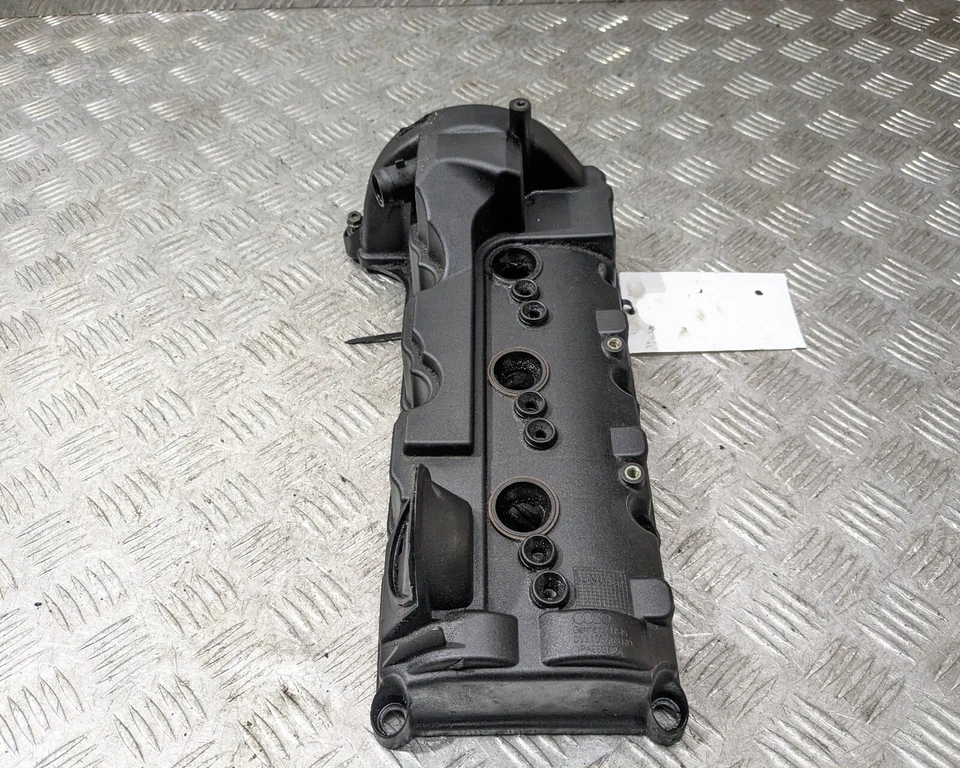 AUDI Q7 MK1 4L ROCKER COVER LEFT SIDE 3.0 TDI CRCA - CRC DIESEL 2012   - Image 2 of 4