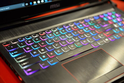 Clavier MSI GE63 GE73 Raider RGB 8RD 8RE 8RF rétroéclairé américain neuf - Photo 1/4