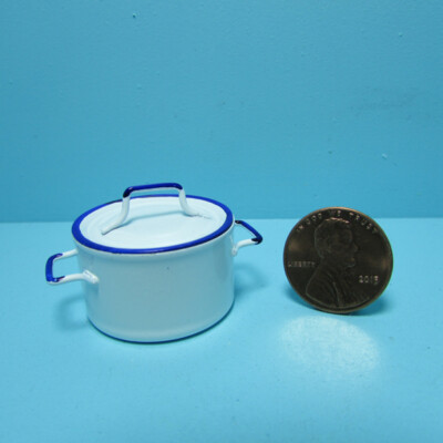 Dollhouse Miniature White Metal Cooking Large Stock Pot with Lid B0202
