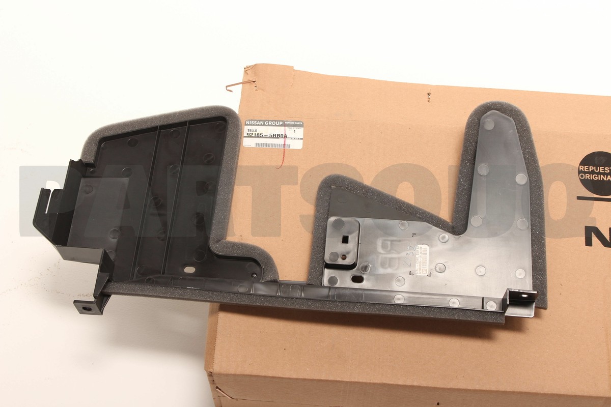 niburaniburaページ 92185-ZX30A Genuine Nissan #92185ZX30A Seal Rubber