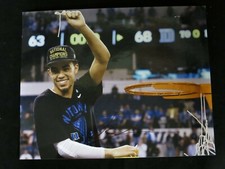 Tyus Jones Minnesota Timberwolves Signed 11x14 Photo LOM COA (PH4340)