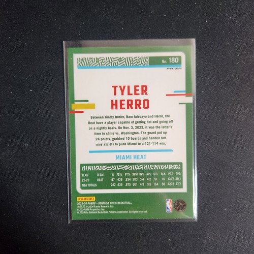 2023-24 Donruss Optic #180 Tyler Herro Purple Shock Miami Heat L38 - Picture 2 of 2