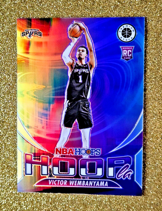 2023-24 NBA Hoops Premium Stock Victor Wembanyama Silver Prizm Hoopla RC #5 MINT
