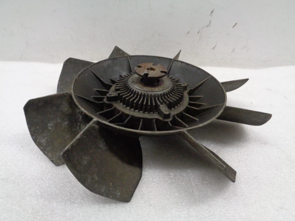 Ventilador de refrigeración del motor 73-80 Mercedes 450SL R107 con embrague 11620051306 OEM AK250615 Foto 3 de 4