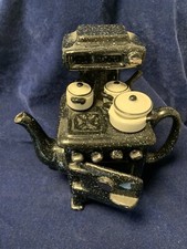 A BEAUTIFUL PAUL CARDEW DESIGN LARGE OLD CAST IRON COUNTRY KITCHEN STOVE TEAPOT