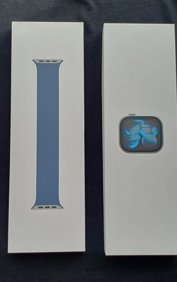 Apple Watch Series 11 GPS_ Boîtier alu gris sidéral 42 mm_Bracelet T2 - Photo 2/4