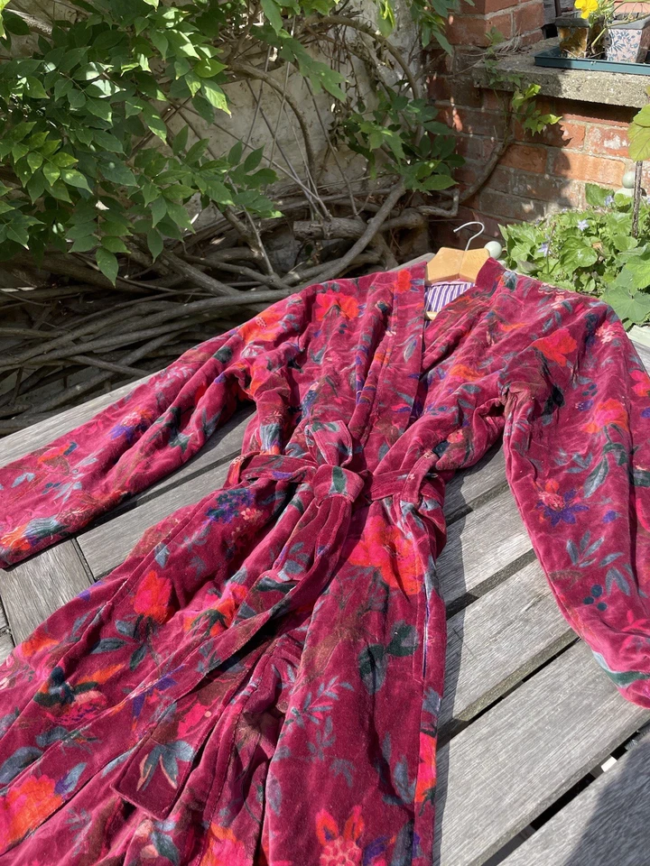 Vestido kimono de terciopelo indio ropa de salón premium Foto 2 de 4