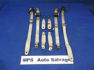 91 1991 Ford Mustang Hatchback OEM Gray Complete Car Seatbelt Seatbelts N54
