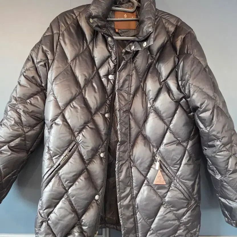 Moncler Women's Padded Coat with Elegant Tone-On-Tone Design thumbnail 2