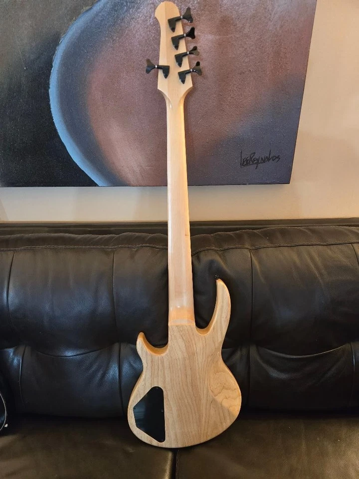 Bajo Gibson EB5 5 cuerdas "ligeramente usado" Foto 2 de 4