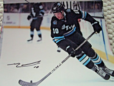 Maveric Lamoureux Signed 8x10 MATTE Photo UTAH MAMMOTH TUCSON ROADRUNNERS (C)