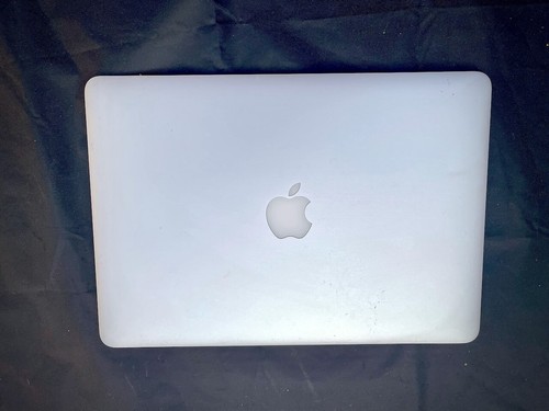 Apple MacBook Air 13 in 2017 Silver/Intel Core i5 1.8 GHz, 256 GB 8 GB - Afbeelding 3 van 6