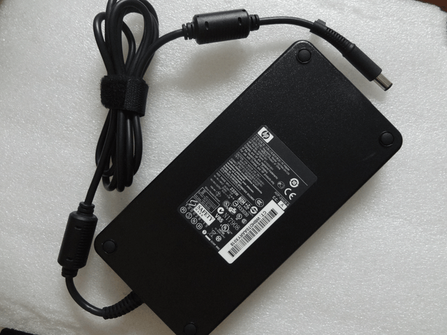 NEW Genuine HP 230W 19.5V 11.8A AC Adapter Compaq ZBook 15 17 Laptop Charger