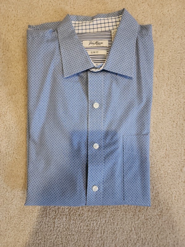 Van Heusen Men's Dress Shirt Size 16-16.5 (Large)