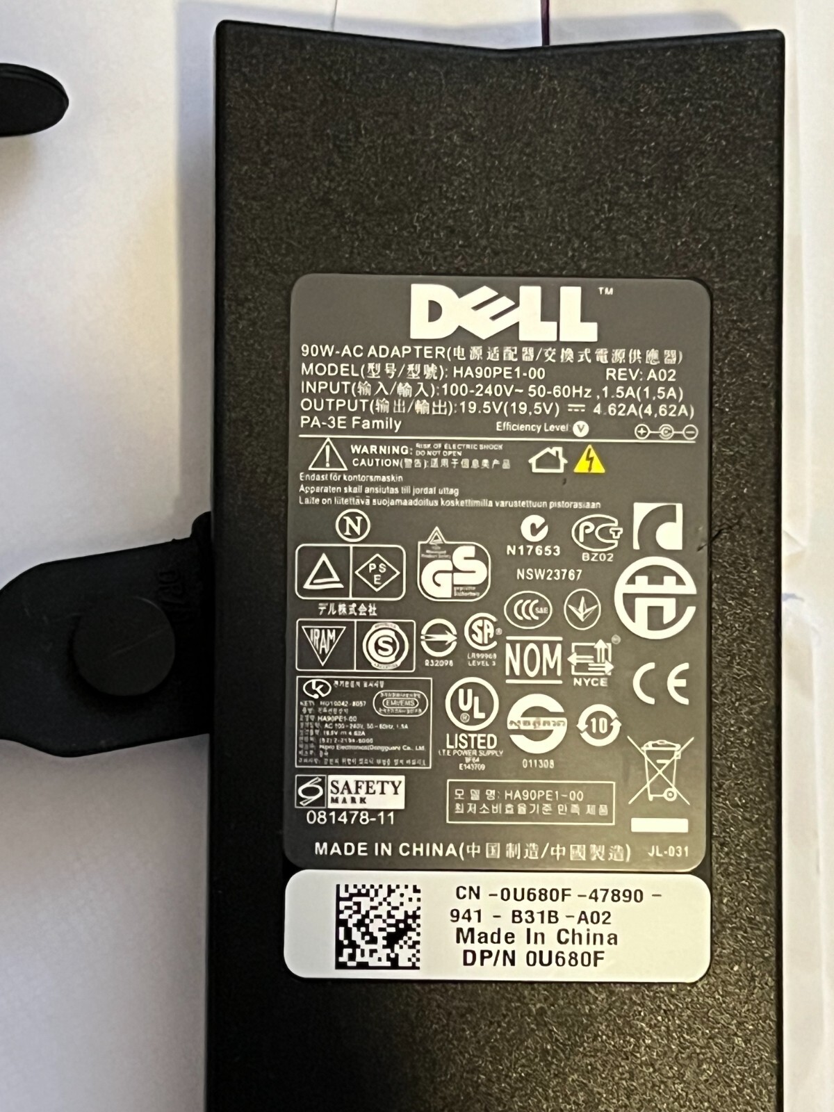 DELL Genuine 90W 19.5V Laptop AC Adapter Charger 4.62A  HA90PE 1-00 0U680F