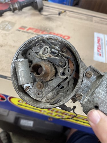 1972 Ford Motorcraft Distributor D2MF 12127 EA 429 460 Big Block C8VF 12131-B - Picture 5 of 9