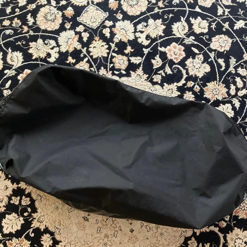 Patagonia Black Hole Duffle 45L All Black Lightweight Tag Rare 2017 - Image 4 of 4