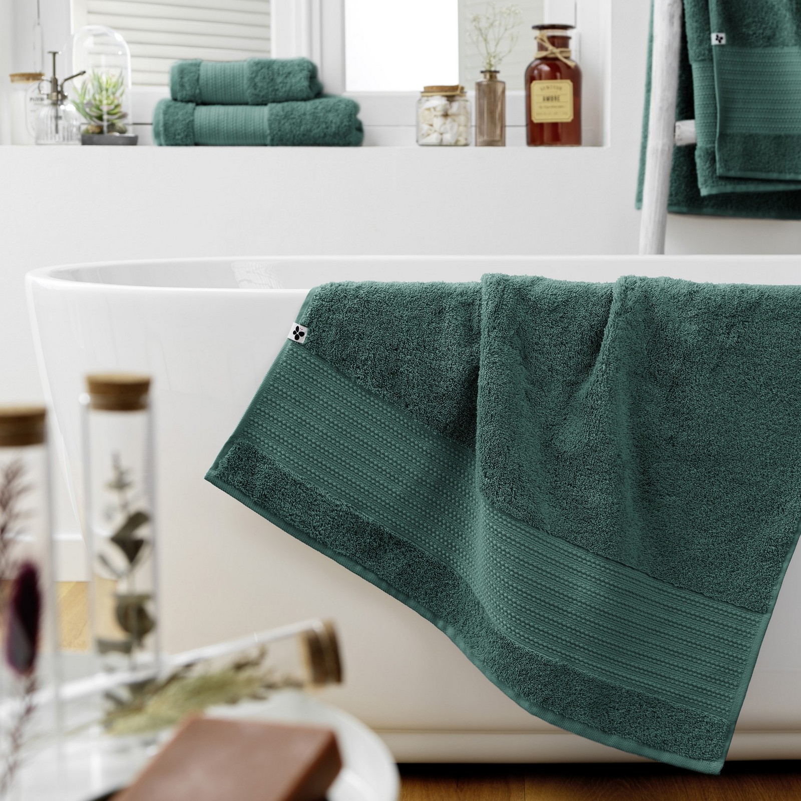 Drap de douche émeraude Garance en éponge de coton égyptien haut de gamme 70x130 cm