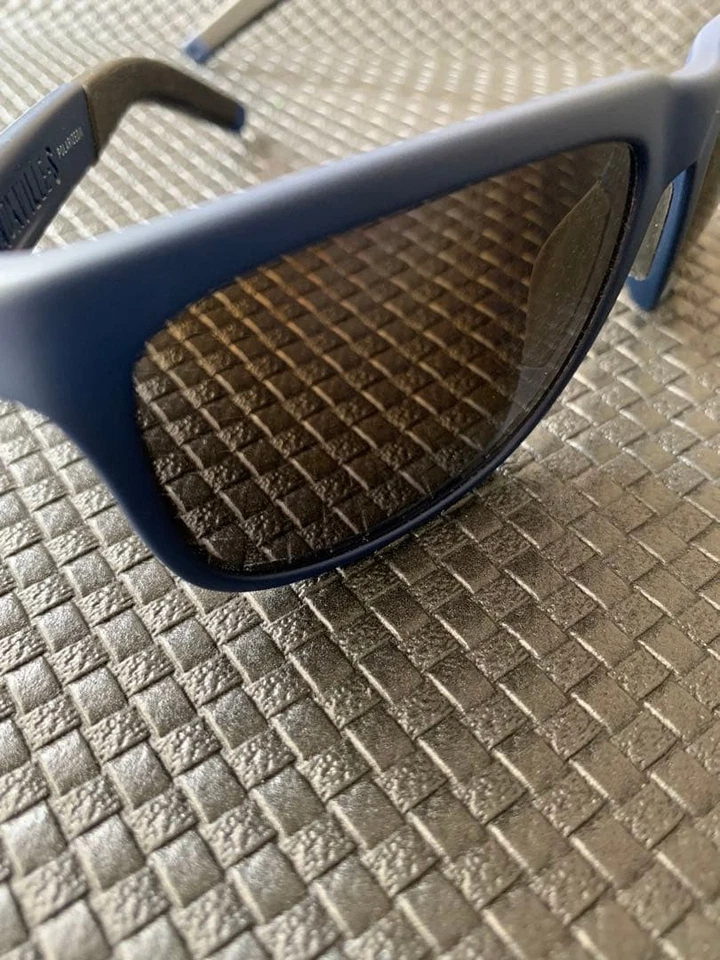 Gafas de sol ELECTRIC KNOXVILLE-S azul mate hechas en Italia Foto 3 de 4
