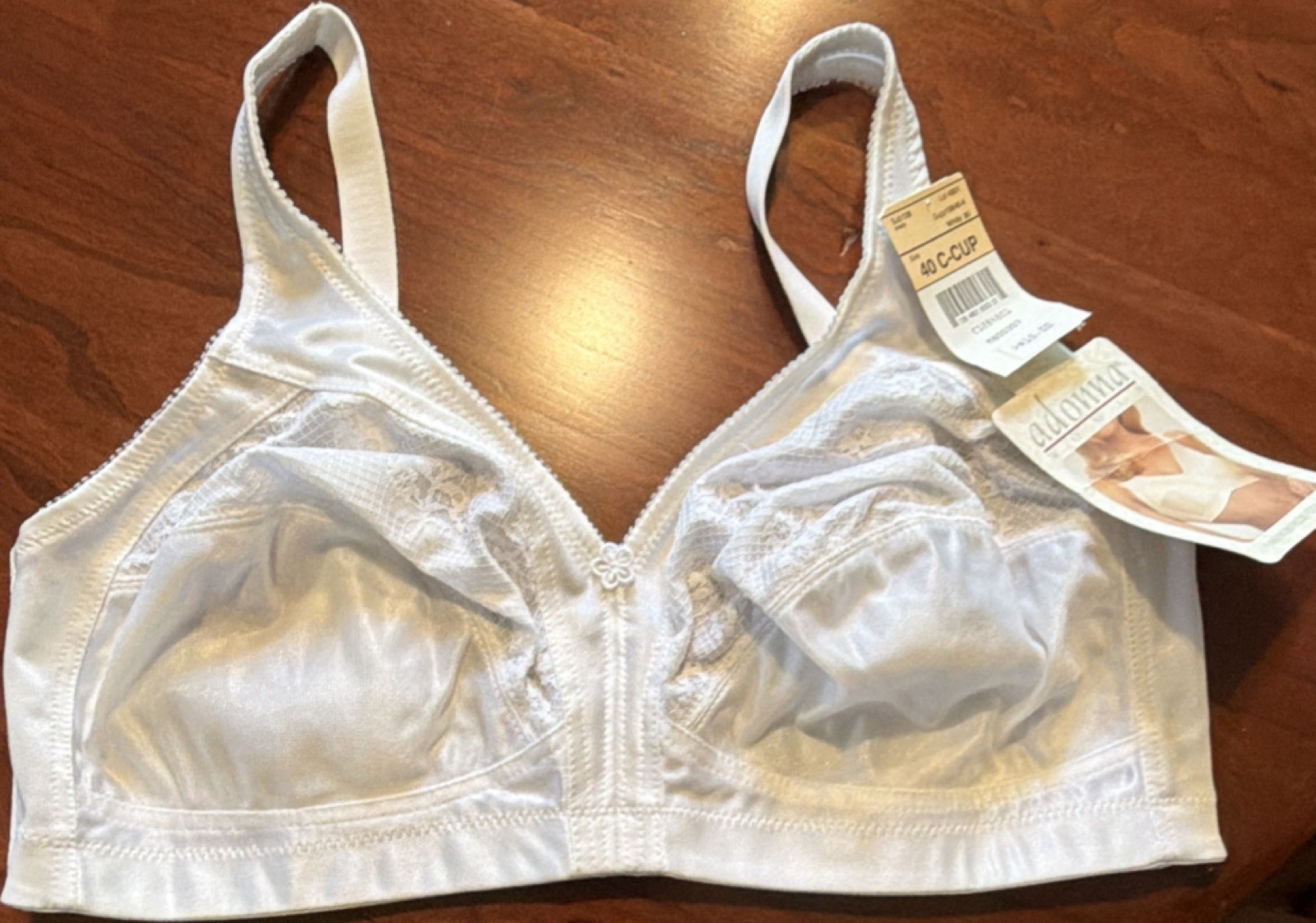Glamorise Wireless Full Coverage Bra 40C White Lace Hook & Eye Back