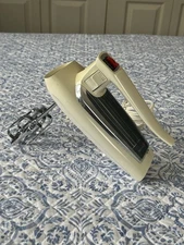 Vintage General Electric Hand Mixer 30M47 Retro Kitchen 1960’s -Works