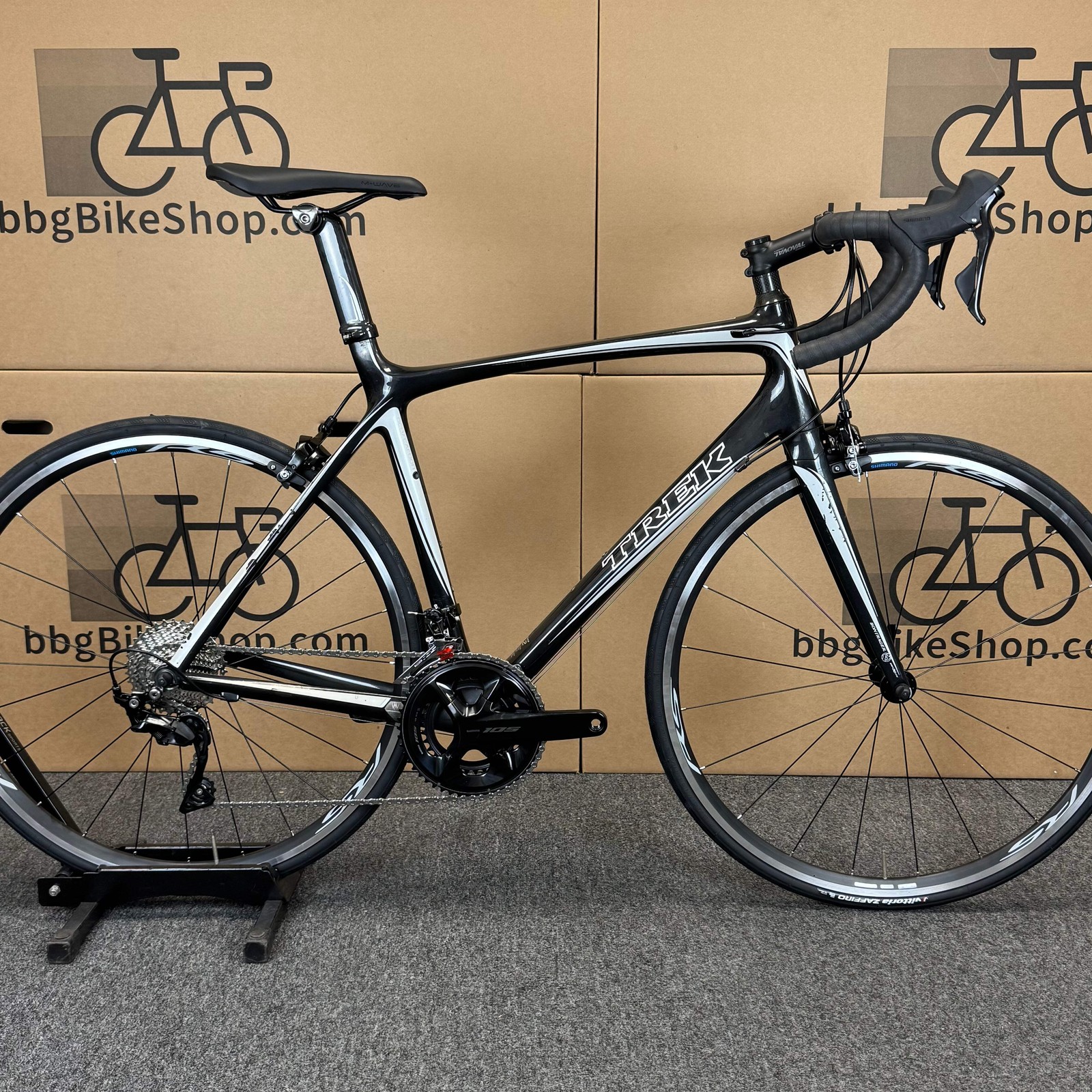 Used Trek Madone 5.2, 11-speed Shimano 105, Carbon Fiber Road Bike-2008, 56cm