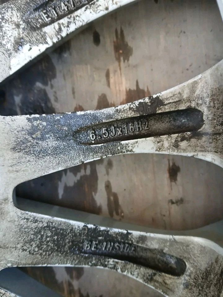 FORD FIESTA ALLOY WHEEL 16" COMPLETE WITH TYRE X1 SINGLE MK7.5 TITANIUM  - Image 4 of 4