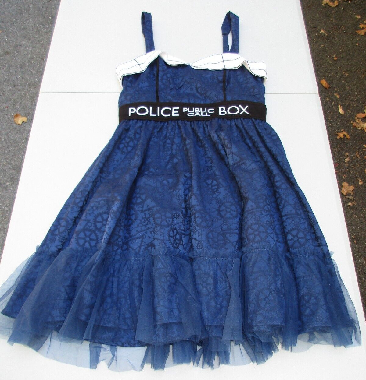BBC Doctor Who Tardis Police Public Call Box Dress Size Medium NWT