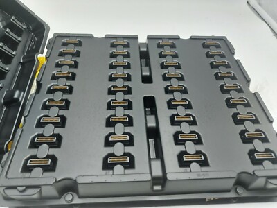 55 X Samtec 0.50 mm Q Strip High-Speed Ground Plane Terminal Strip 60 Position