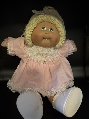 Vintage 1982 Cabbage Patch Kids Doll Blonde Green Eyes Dimples & Tooth