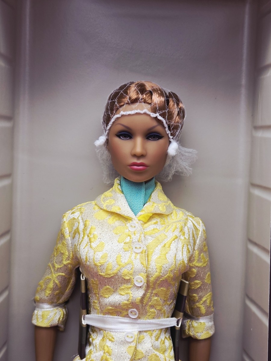Integrity Toys Mid-Day Venture Lady Aurelia Grey East 59th #73027