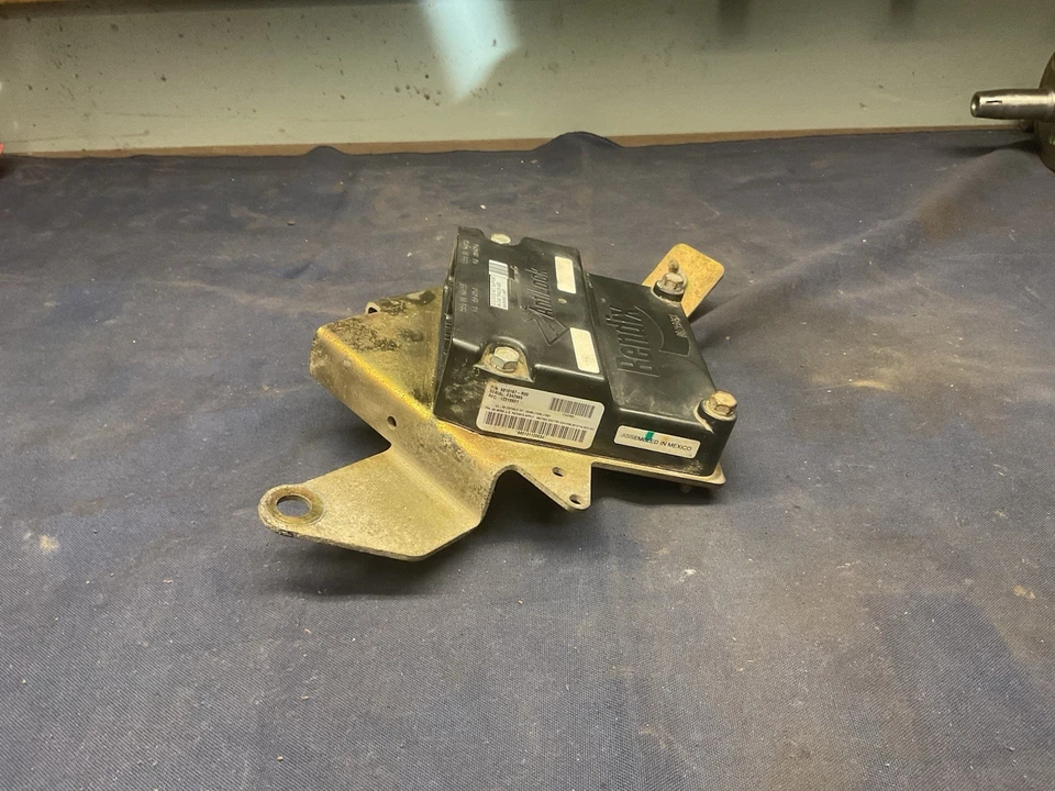 15164780 | Módulo de sistema de frenos antibloqueo Bendix original, usado/buen estado Foto 4 de 4