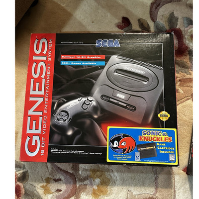 SEGA Genesis Console Bundle Box 2 Controllers Cables NTSC-U/C + Sonic & Knuckles