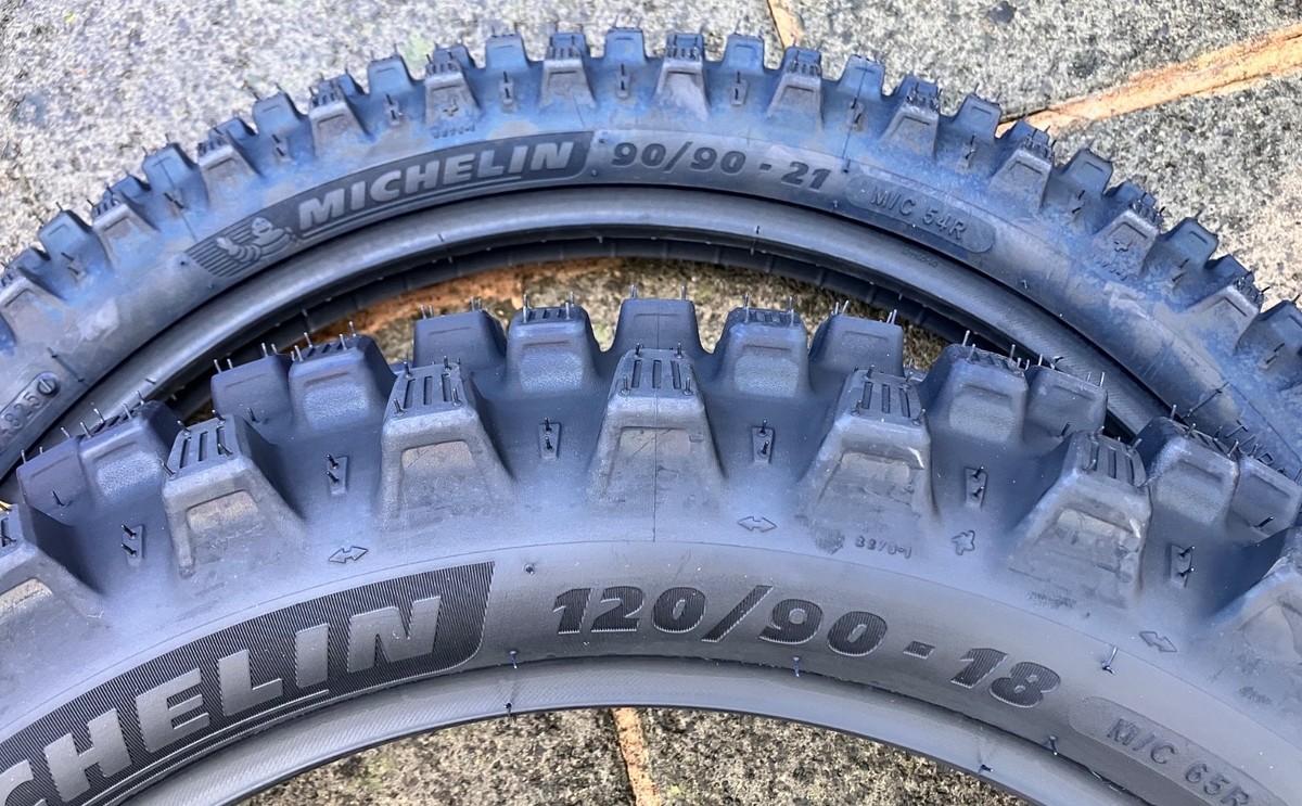 Michelin TRACKER 120-18 & 90/90/21