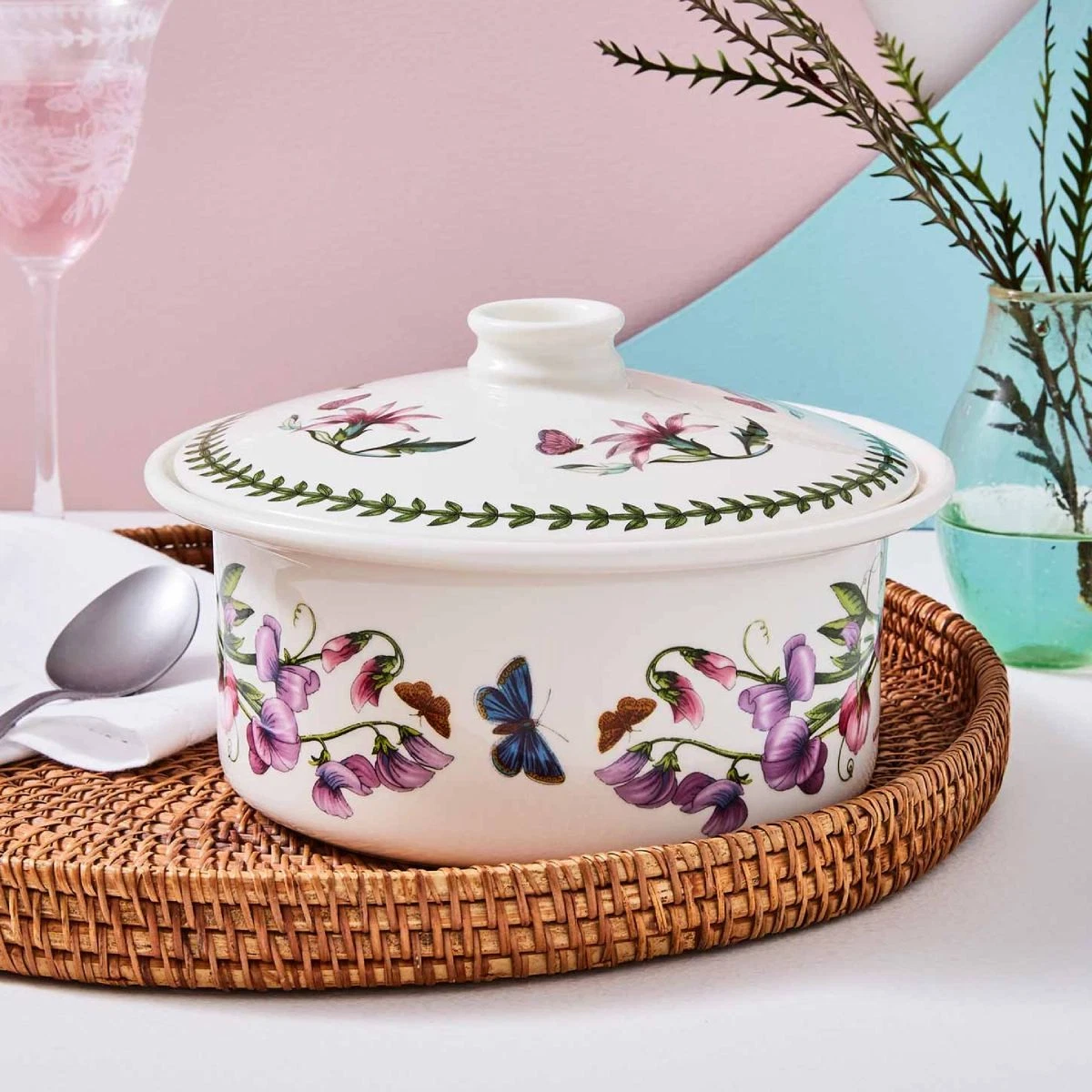 Botanic Garden Covered Casserole, Sweet Pea - Thumbnail 3