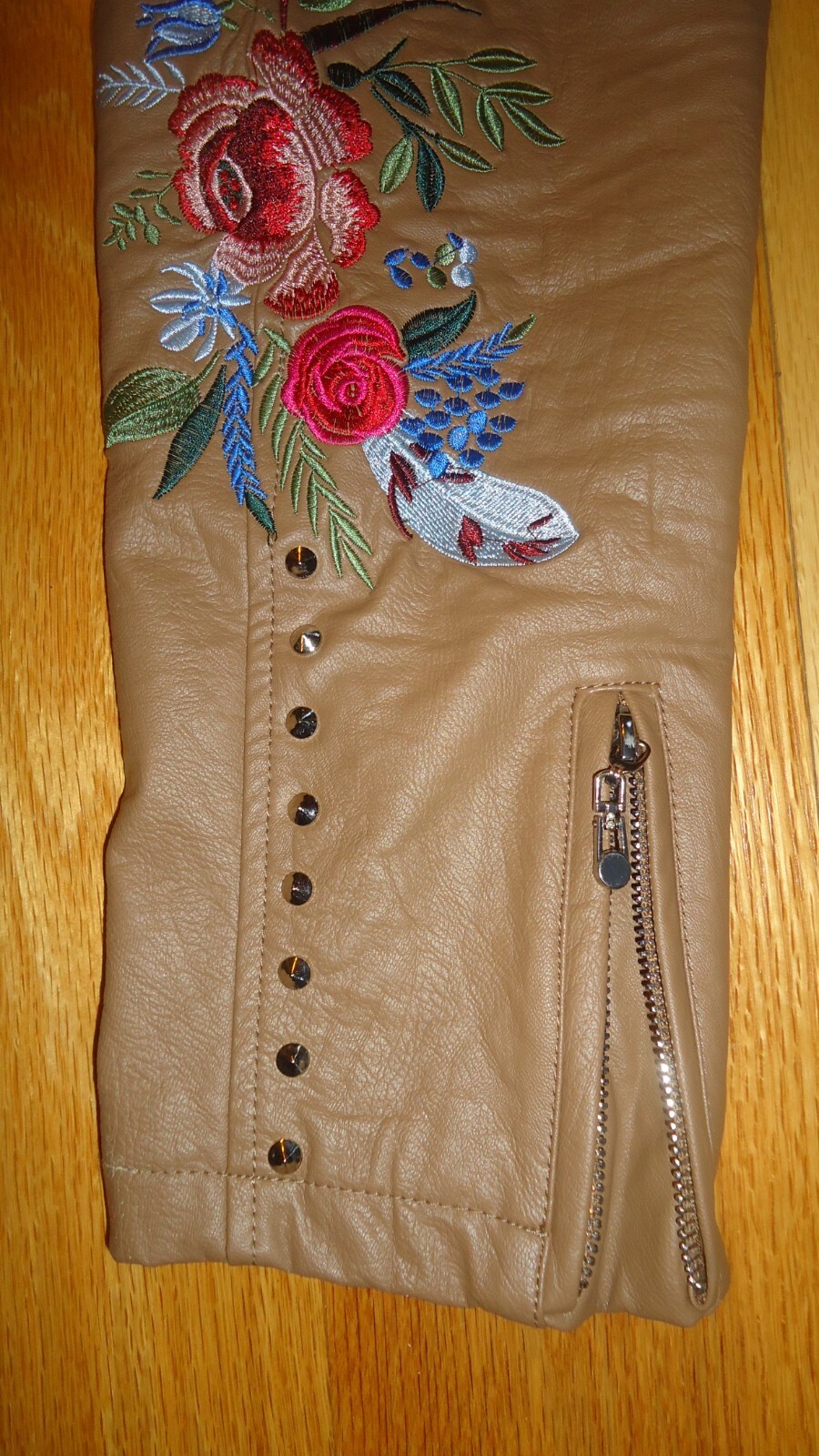 Ameri Mode Medium Brown Jacket Faux Leather Studd… - image 20