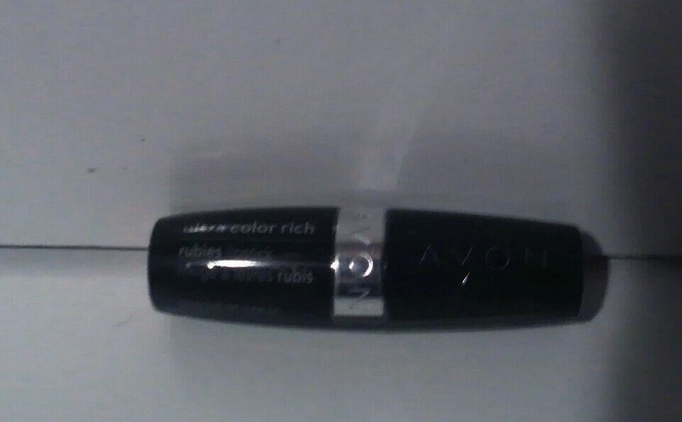 AVON Ultra Color Bold ~ Brilliance ~ Absolute ~ Rich Lipstick & Crayon NIP - Image 4 of 4