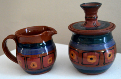 MOSAIC CLAY POTTERY SUGAR BOWL & CREAMER Chunky Brown Navy Red Orange BOHO VGC